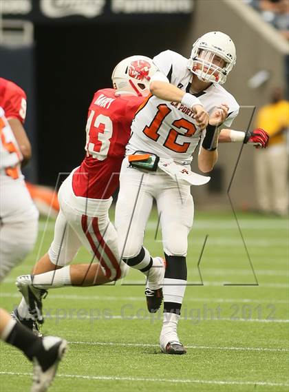 Thumbnail 1 in Katy vs. La Porte (UIL 5A Division 2 Regional Playoff) photogallery.