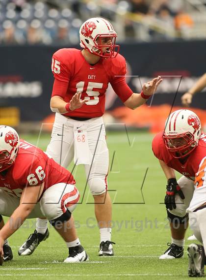 Thumbnail 2 in Katy vs. La Porte (UIL 5A Division 2 Regional Playoff) photogallery.