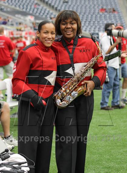 Thumbnail 3 in Katy vs. La Porte (UIL 5A Division 2 Regional Playoff) photogallery.