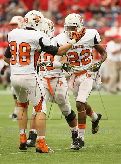 Thumbnail 1 in Katy vs. La Porte (UIL 5A Division 2 Regional Playoff) photogallery.