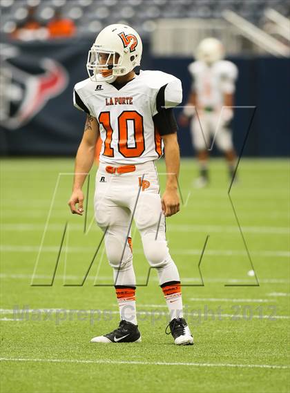 Thumbnail 3 in Katy vs. La Porte (UIL 5A Division 2 Regional Playoff) photogallery.