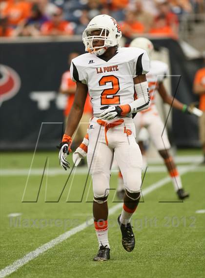 Thumbnail 3 in Katy vs. La Porte (UIL 5A Division 2 Regional Playoff) photogallery.