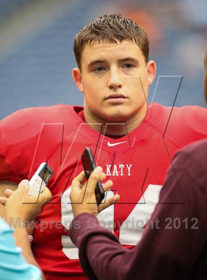 Thumbnail 1 in Katy vs. La Porte (UIL 5A Division 2 Regional Playoff) photogallery.