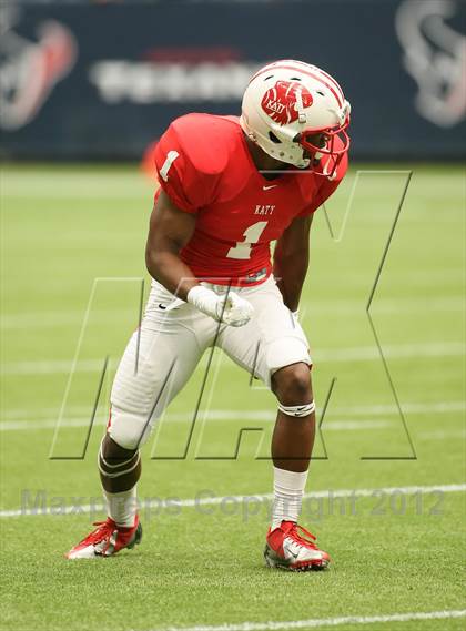 Thumbnail 2 in Katy vs. La Porte (UIL 5A Division 2 Regional Playoff) photogallery.
