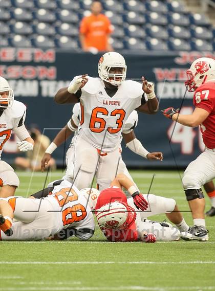 Thumbnail 1 in Katy vs. La Porte (UIL 5A Division 2 Regional Playoff) photogallery.