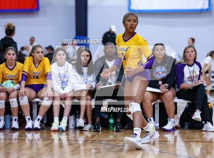 Thumbnail 3 in Central vs. Marvin Ridge photogallery.