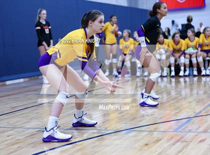 Thumbnail 1 in Central vs. Marvin Ridge photogallery.