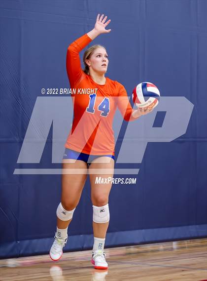 Thumbnail 2 in Central vs. Marvin Ridge photogallery.