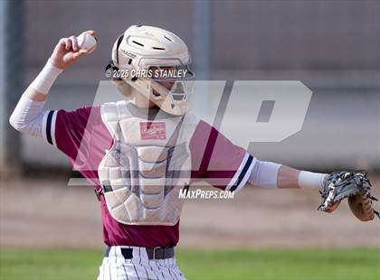 Thumbnail 1 in Perry vs. San Luis (Bob Everett Classic) photogallery.