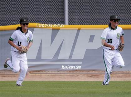 Thumbnail 1 in Perry vs. San Luis (Bob Everett Classic) photogallery.