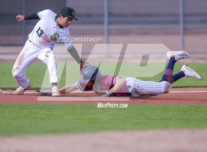Thumbnail 1 in Perry vs. San Luis (Bob Everett Classic) photogallery.