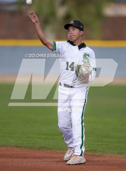 Thumbnail 2 in Perry vs. San Luis (Bob Everett Classic) photogallery.