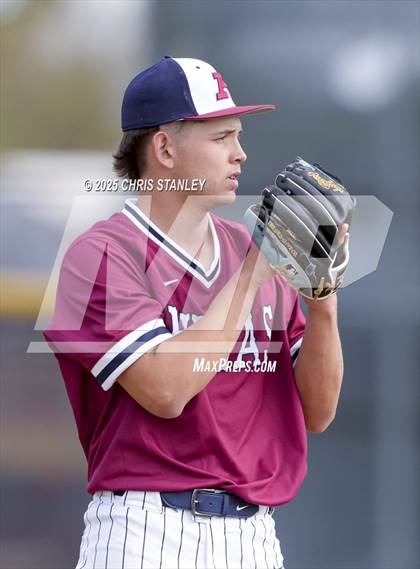 Thumbnail 2 in Perry vs. San Luis (Bob Everett Classic) photogallery.