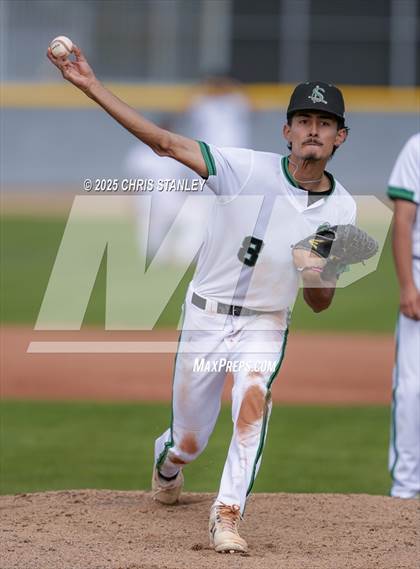 Thumbnail 1 in Perry vs. San Luis (Bob Everett Classic) photogallery.