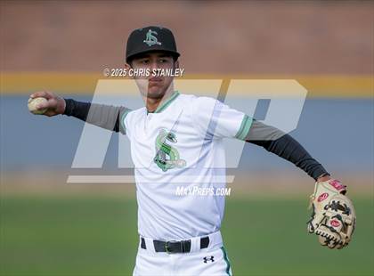 Thumbnail 3 in Perry vs. San Luis (Bob Everett Classic) photogallery.