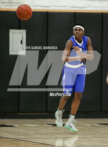 Thumbnail 1 in El Camino Real vs Chaminade (West Valley Thanksgiving Tip-Off Classic) photogallery.