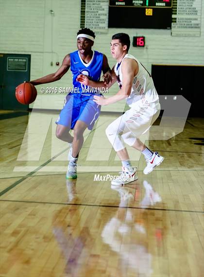 Thumbnail 2 in El Camino Real vs Chaminade (West Valley Thanksgiving Tip-Off Classic) photogallery.
