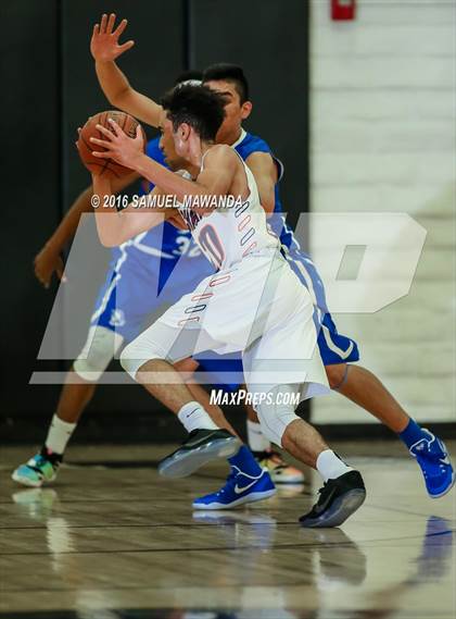 Thumbnail 2 in El Camino Real vs Chaminade (West Valley Thanksgiving Tip-Off Classic) photogallery.