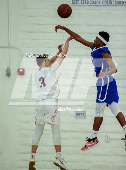 Thumbnail 3 in El Camino Real vs Chaminade (West Valley Thanksgiving Tip-Off Classic) photogallery.