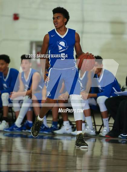 Thumbnail 1 in El Camino Real vs Chaminade (West Valley Thanksgiving Tip-Off Classic) photogallery.