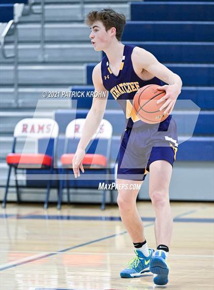 Thumbnail 2 in Wenatchee vs Foss (T-Town Throwdown) photogallery.