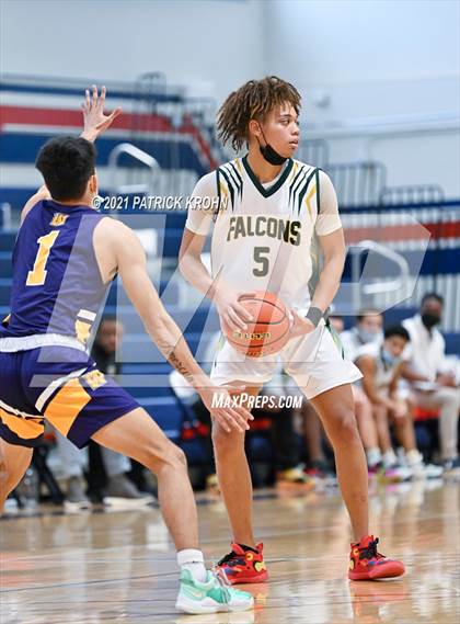 Thumbnail 3 in Wenatchee vs Foss (T-Town Throwdown) photogallery.