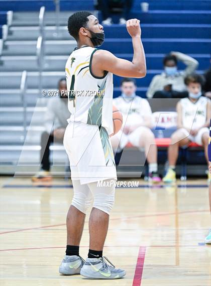 Thumbnail 2 in Wenatchee vs Foss (T-Town Throwdown) photogallery.