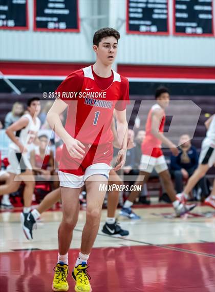 Thumbnail 2 in San Joaquin Memorial vs. Santa Fe Christian (Torrey Pines Holiday Classic) photogallery.