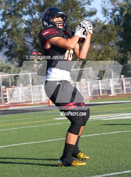 Thumbnail 2 in Oaks vs Paraclete photogallery.