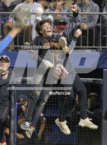 Thumbnail 3 in Rancho Bernardo vs. Torrey Pines (CIF SDS Open Division Final) photogallery.