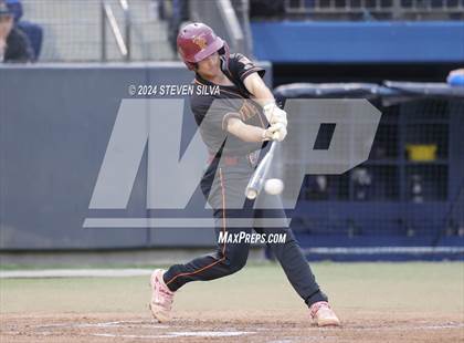 Thumbnail 2 in Rancho Bernardo vs. Torrey Pines (CIF SDS Open Division Final) photogallery.