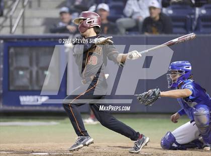 Thumbnail 3 in Rancho Bernardo vs. Torrey Pines (CIF SDS Open Division Final) photogallery.
