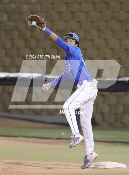 Thumbnail 1 in Rancho Bernardo vs. Torrey Pines (CIF SDS Open Division Final) photogallery.