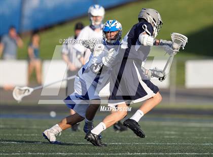 Thumbnail 3 in Washington-Lee @ South Lakes photogallery.