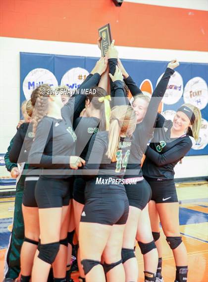 Thumbnail 3 in Coloma vs. Kalamazoo Christian (SAC Tournament) photogallery.