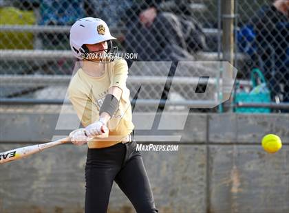 Thumbnail 1 in Hixson vs Lincoln photogallery.