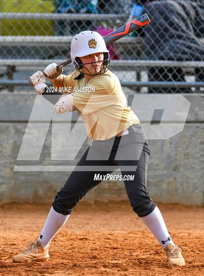 Thumbnail 1 in Hixson vs Lincoln photogallery.