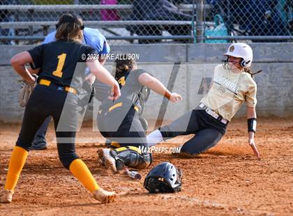 Thumbnail 2 in Hixson vs Lincoln photogallery.