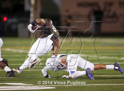 Thumbnail 3 in Bishop Amat @ Crespi photogallery.