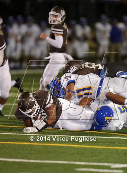 Thumbnail 1 in Bishop Amat @ Crespi photogallery.