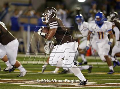 Thumbnail 1 in Bishop Amat @ Crespi photogallery.