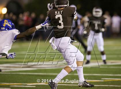 Thumbnail 2 in Bishop Amat @ Crespi photogallery.