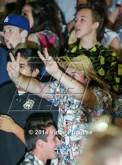 Thumbnail 2 in Bishop Amat @ Crespi photogallery.