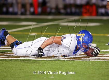 Thumbnail 3 in Bishop Amat @ Crespi photogallery.