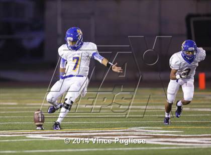 Thumbnail 3 in Bishop Amat @ Crespi photogallery.
