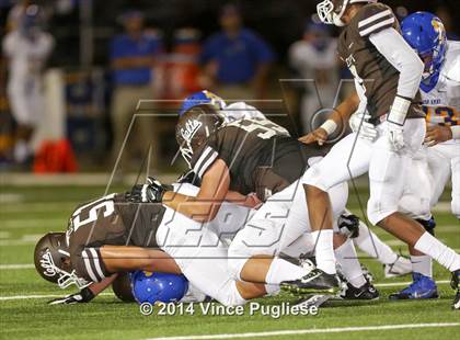 Thumbnail 3 in Bishop Amat @ Crespi photogallery.