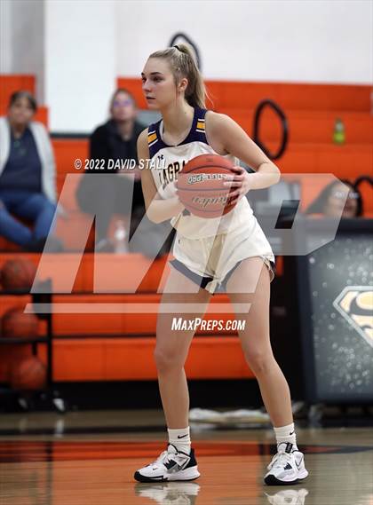Thumbnail 3 in La Grange vs Halletsville (Schulenburg Lady Horn Varsity Tournament) photogallery.