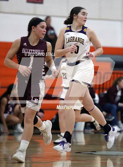 Thumbnail 3 in La Grange vs Halletsville (Schulenburg Lady Horn Varsity Tournament) photogallery.