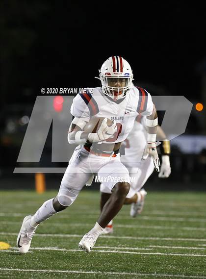 Thumbnail 3 in Brentwood vs. Oakland photogallery.