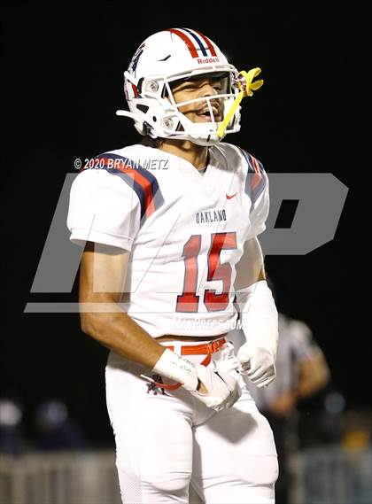 Thumbnail 2 in Brentwood vs. Oakland photogallery.